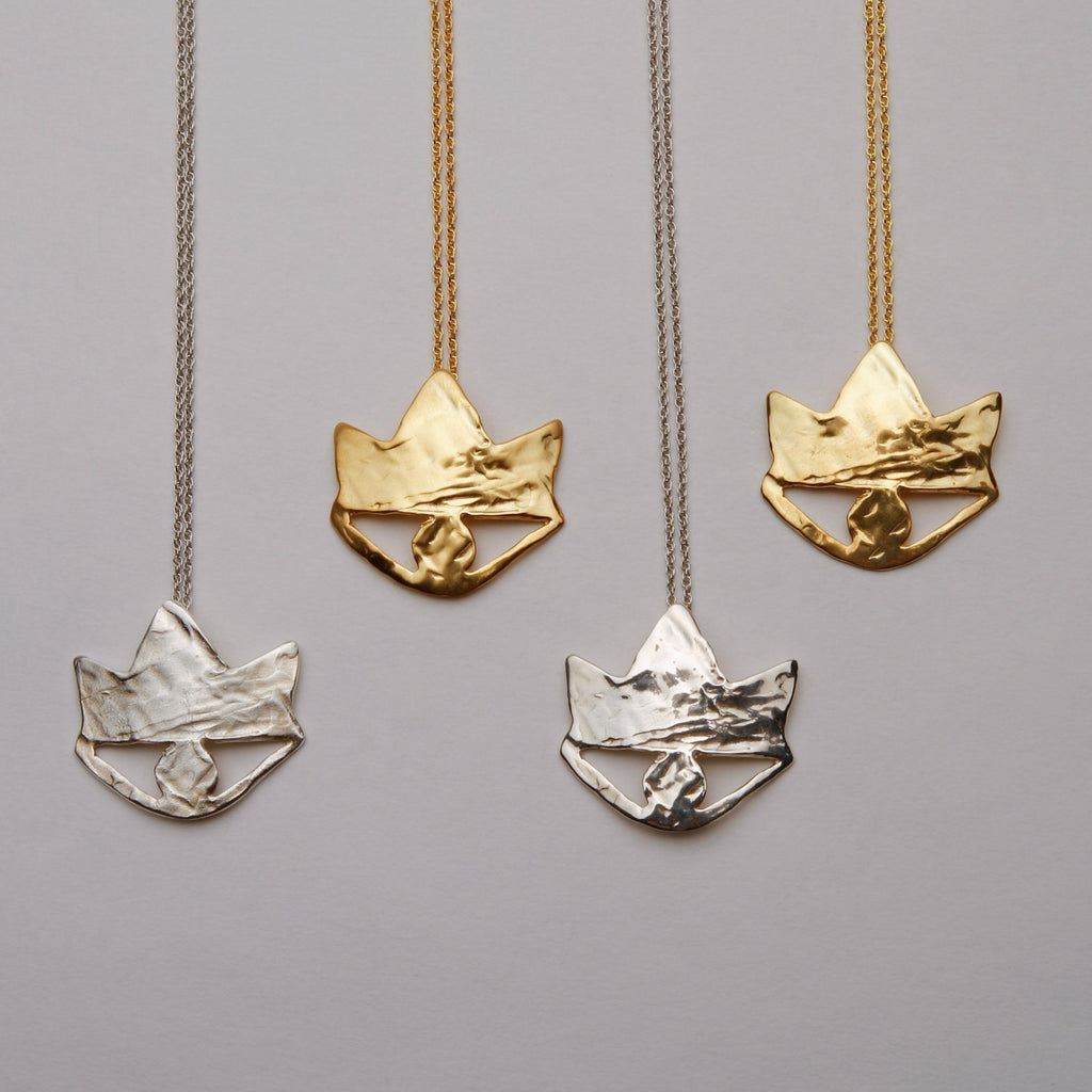 CROWN EYES NECKLACE