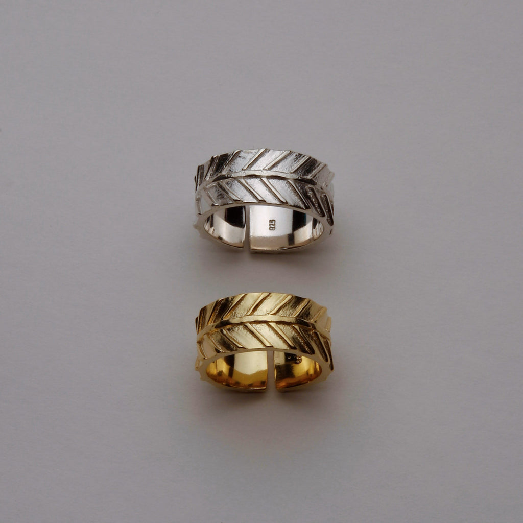 FISHBONE RING