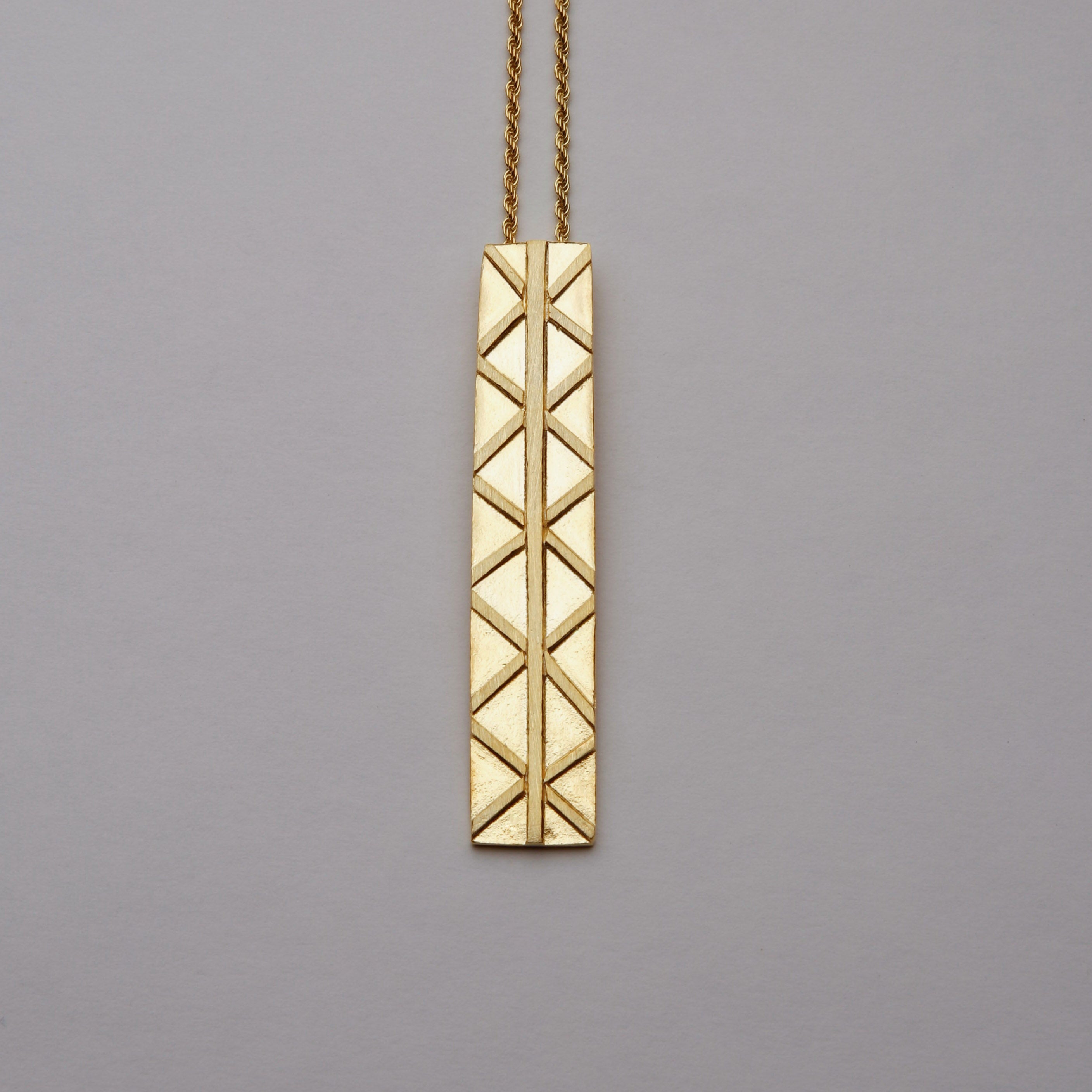 TINOS ID, SPINE NECKLACE