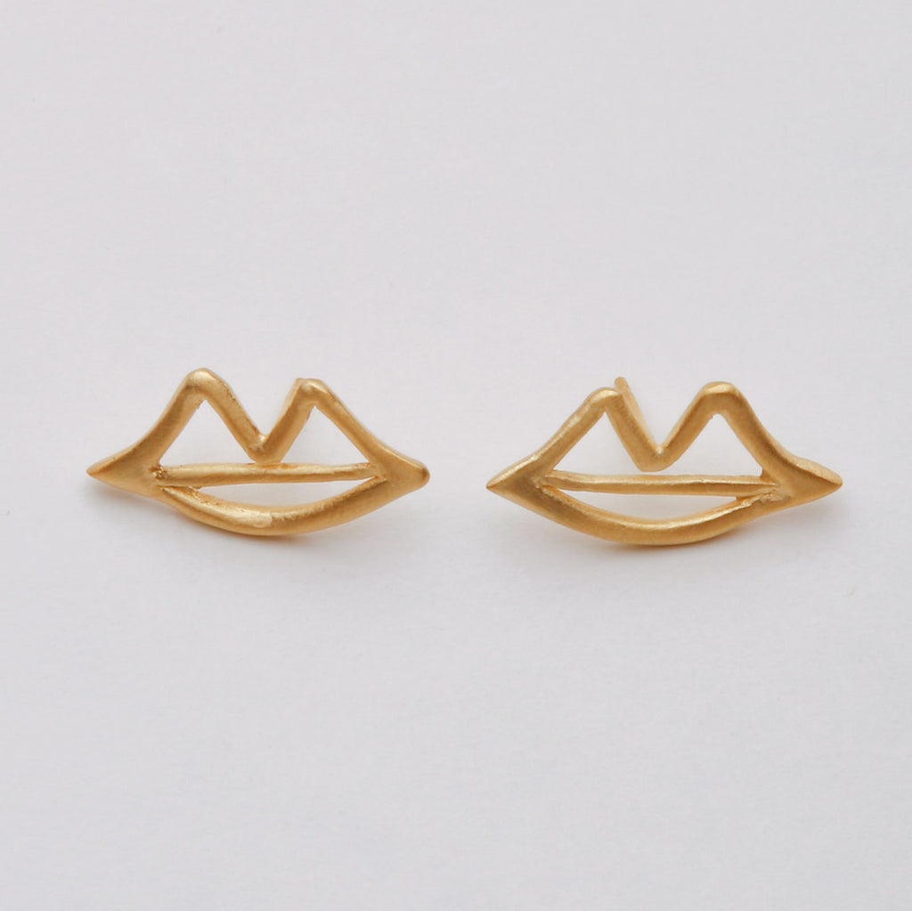 MOUTH OUTLINE EARRINGS
