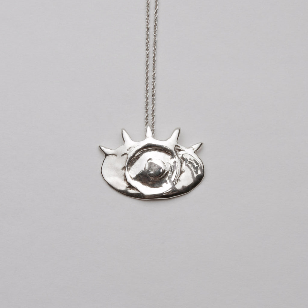 SOLID EYE NECKLACE