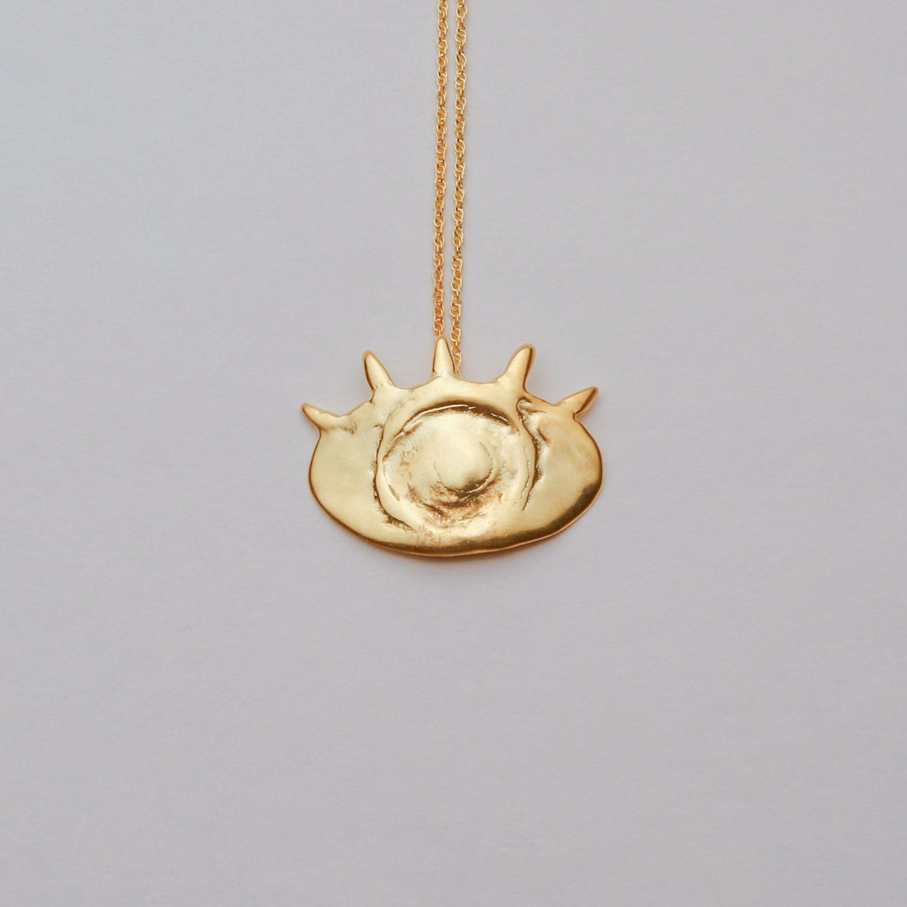 SOLID EYE NECKLACE