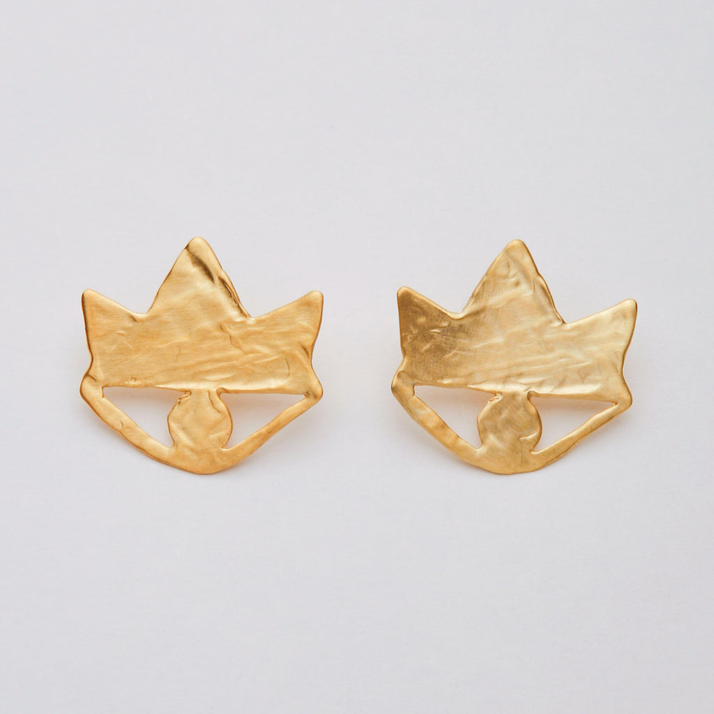 CROWN EYES EARRINGS