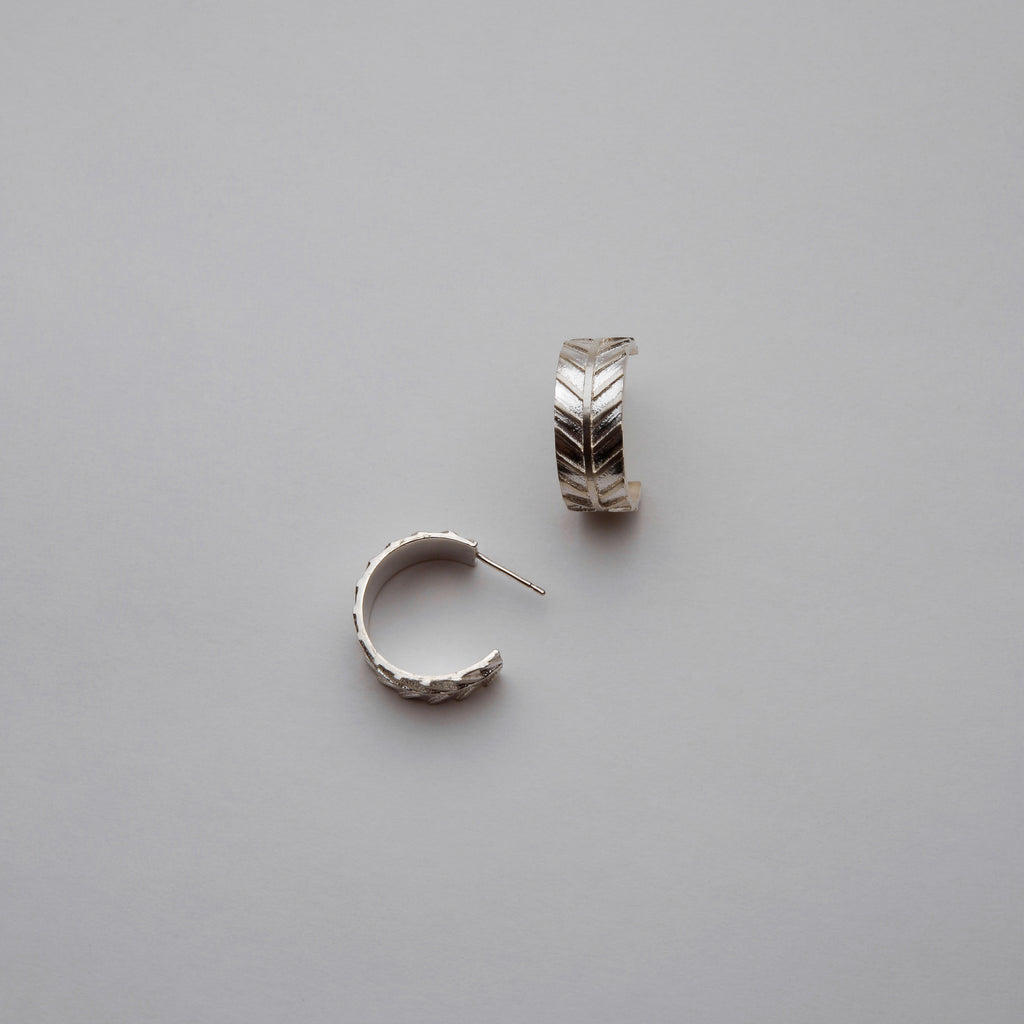 FISHBONE HOOPS