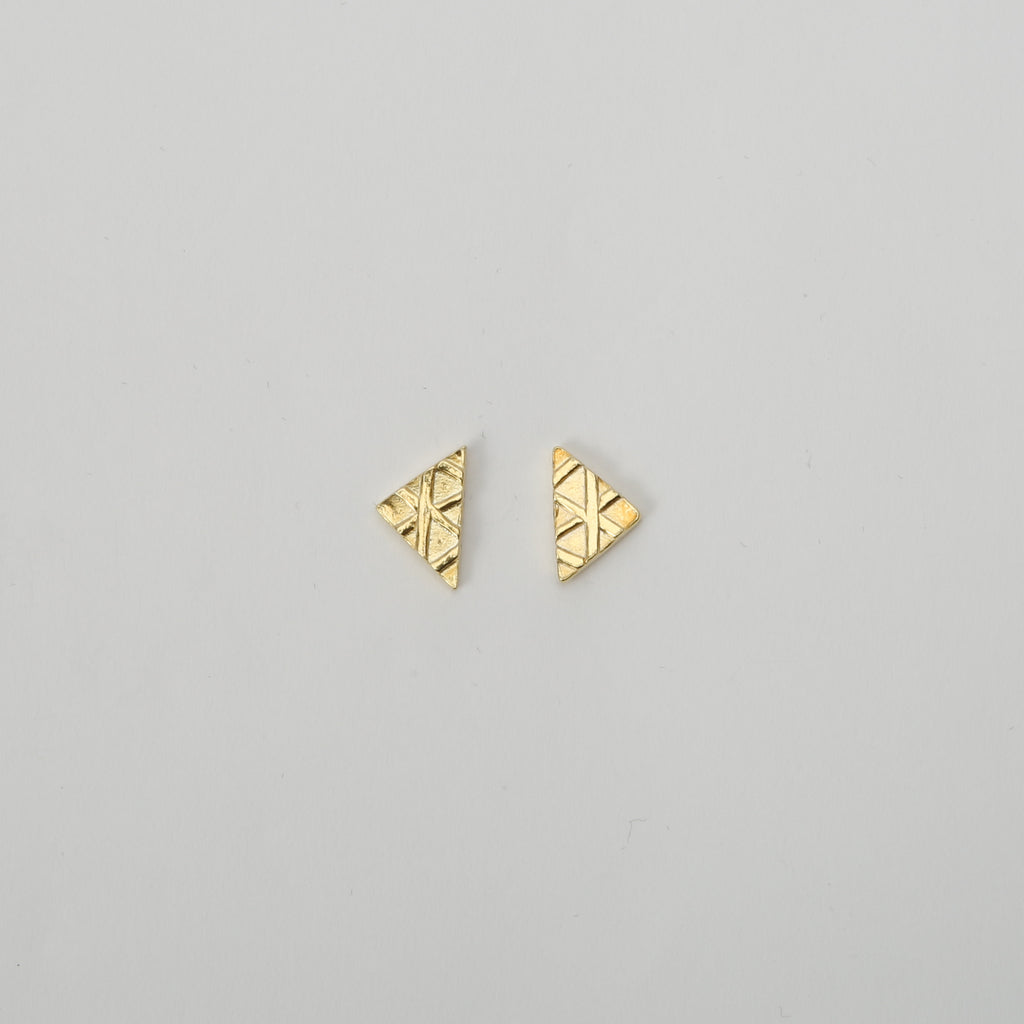 TINIAN DETAILS ARROWS
