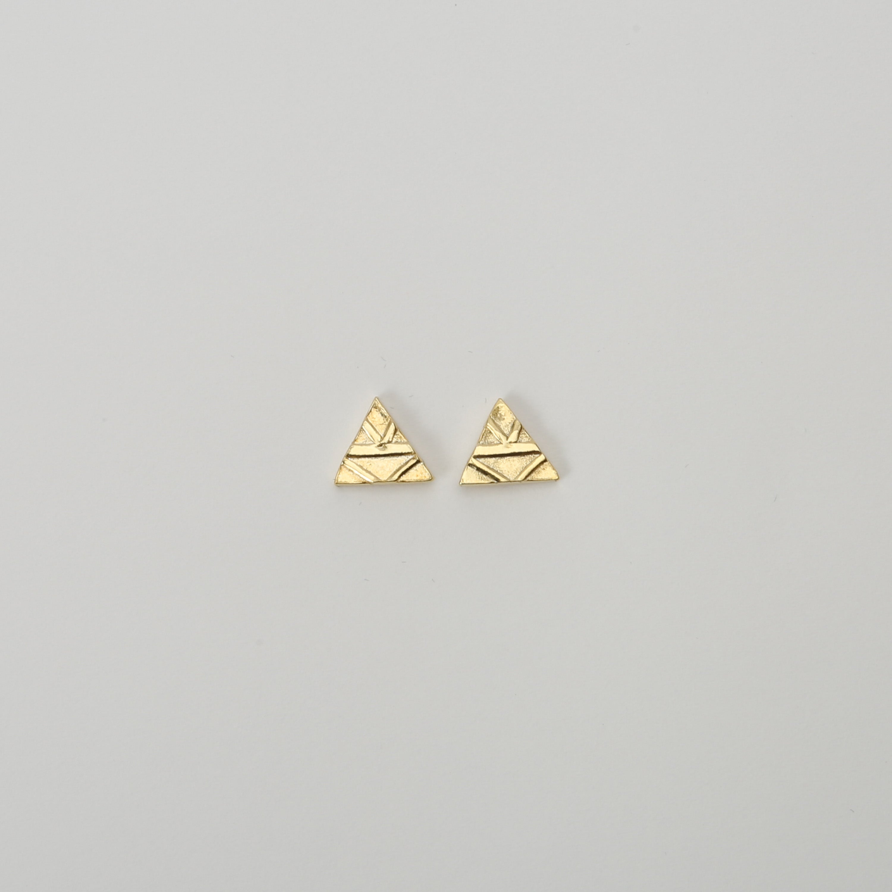 TINIAN DETAILS PYRAMIDS